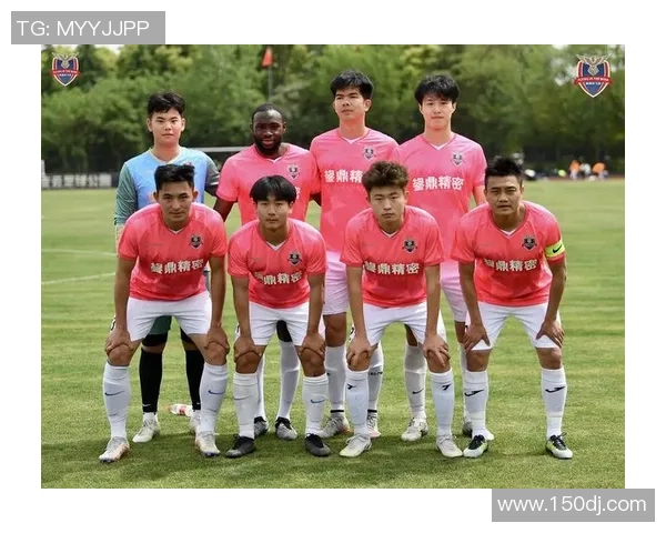 聚焦足球：深圳足球队的团队协作话题